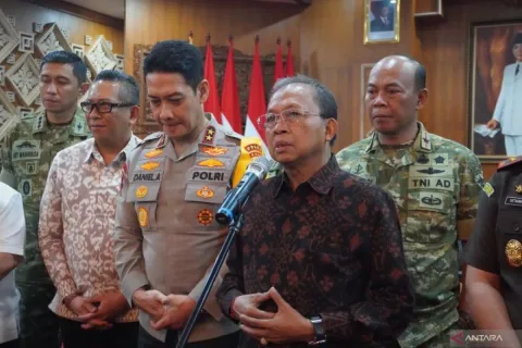 Gubernur Bali Instruksikan Bendesa Adat Cegah Main Hakim Sendiri Setelah Pengeroyokan di Tabanan