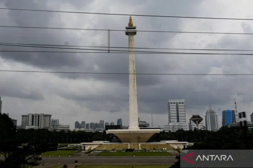 El Nino Diprediksi Bertahan hingga 2027, Jakarta Masih Diselimuti Awan Tebal