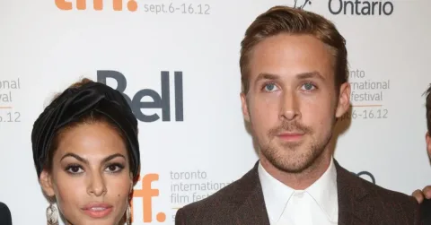 Eva Mendes Beberkan Ilusi AI: Foto Gosling dan Depp di Comic-Con Ternyata Palsu