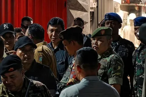 Premanisme di Surabaya: Saat Intimidasi Menggerus Kepastian Hukum dan Iklim Investasi