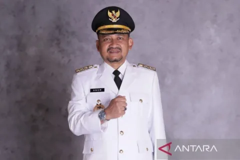 KPK OTT Bupati Pemalang di Tengah Gempa Jepang: Dua Bencana yang Menguji