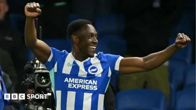 Chelsea Gaet Danny Welbeck: Strategi Senior untuk Skuad Termuda Premier League