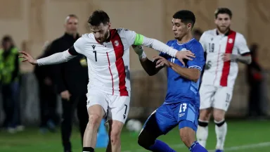 Nottingham Forest Ajukan Tawaran €20 Juta untuk Anan Khalaili, Alternatif Givairo Read