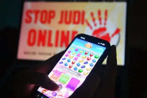 Perputaran Judi Online Turun 20%, DPR Peringatkan Bahaya Pola Transaksi Baru