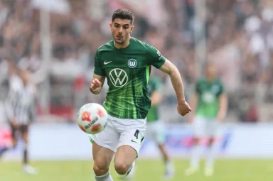 Roma Siapkan €20 Juta untuk Bek Yunani, Salah-Eddine ke Olympiacos
