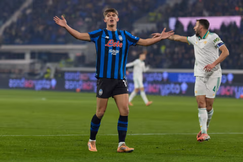 PSG Incar Charles De Ketelaere sebagai Alternatif Ferran Torres, Atalanta Pasang Harga €50 Juta