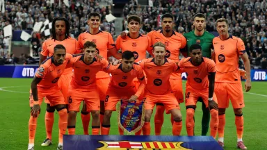 Tottenham Siapkan Tawaran Rp1,1 Triliun untuk Bek Serba Bisa Barcelona