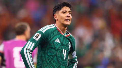Dua Klub Eropa Berebut Edson Alvarez: West Ham Siap Lepas Gelandang Meksiko