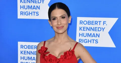 Hilaria Baldwin Akui Sering Salah Hitung Jumlah Anak: 'Saya Panggil Semua Nama'