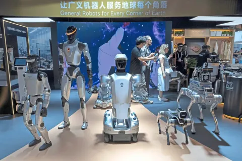 AS Larang Impor Robot Humanoid, Beijing Bereaksi Keras: Itu Penekanan