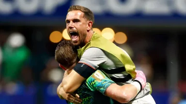 Chelsea Buru Dua Gelandang: Alex Scott Jadi Andalan Masa Depan, Henderson Pelapis Senior