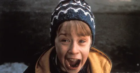 Macaulay Culkin Siap Kembali sebagai Kevin McCallister: Disney Beri Lampu Hijau untuk Sekuel Baru Home Alone
