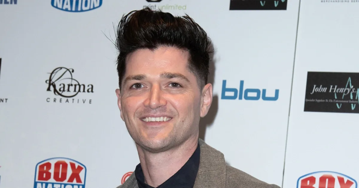 Danny O'Donoghue Picu Tangisan Vernon Kay di Radio Saat Kenang Mendiang Mark Sheehan
