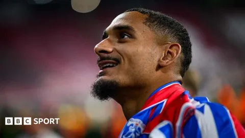 Chelsea Pikat Bek Timnas Prancis Lacroix dengan Mahar Rp1 Triliun