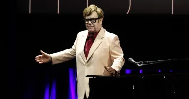 36 Tahun Bebas Alkohol, Elton John: Saya Bersyukur Setiap Hari