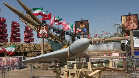 Pakistan Masih Mediasi AS-Iran, Selat Hormuz Kembali Membara