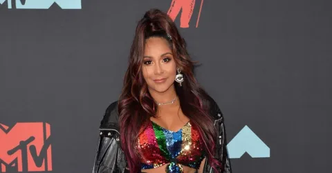 Snooki Polizzi Hadapi Histerektomi: Kanker Serviks Stadium Awal dan Perjuangan Melawan Rasa Sakit