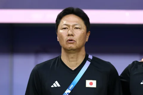 Go Oiwa: Arsitek Pembinaan Muda Jepang yang Siap Pecahkan Kutukan 16 Besar