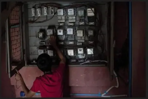 Myanmar Digitalisasi Pemasangan Meter Listrik: Aplikasi Online Mulai 15 Agustus