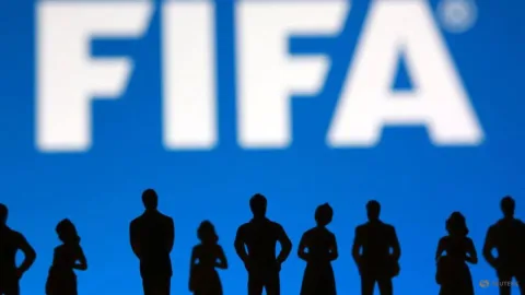 FIFA Tetap Melaju dengan Rencana Investasi Swasta, UEFA dan Konfederasi Lain Menolak