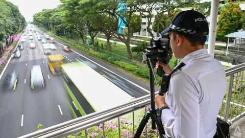 Singapura Perketat Aturan Poin Pelanggaran Lalu Lintas: Ambang Batas Suspensi SIM Turun Jadi 18