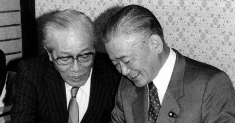 Pemangkasan Pajak Konsumsi ala Takaichi: Populisme Fiskal yang Mengancam Masa Depan Jepang