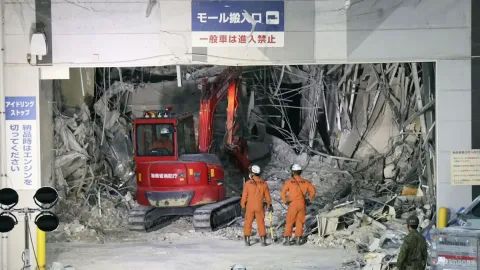 Gempa Kumamoto Tewaskan 35 Orang, Rantai Pasok Otomotif dan Chip Jepang Terancam