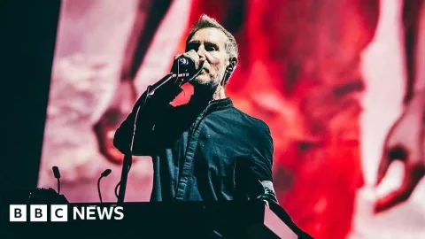 Konser Massive Attack di Singapura Diselidiki: Kibarkan Bendera Palestina, Band Inggris Terancam Denda