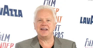 Tim Robbins Buka Suara: Ayahuasca dan Perlawanan terhadap Cancel Culture