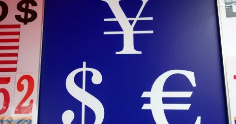 Yen Menguat Tajam ke 157 per Dolar AS: Intervensi Terselubung atau Sekadar Spekulasi?