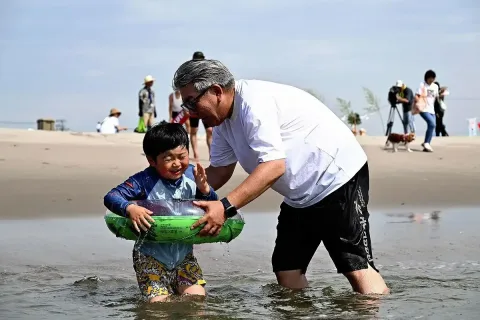 Pantai Ukedo di Fukushima Kembali Dibuka Setelah 16 Tahun: Simbol Pemulihan Pasca-Nuklir