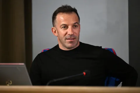 Ucapan Duka Del Piero untuk Baresi: '39 Kali Terima Kasih' dan Kenangan Heysel yang Tak Terlupakan