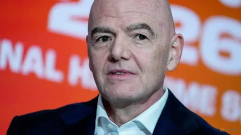 FIFA Batalkan Rencana Jual Saham Piala Dunia: Kemenangan Tekanan Publik atau Sekadar Taktik?