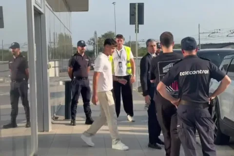 Alajbegovic Tiba di Turin, Juventus Kunci Transfer €33 Juta