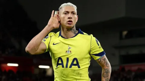 Tottenham Bidik Ferran Torres sebagai Pengganti Richarlison: Peningkatan Tajam di Lini Serang?