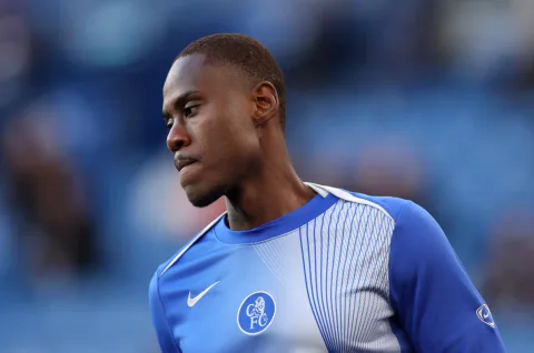 Trevoh Chalobah Resmi ke Como: Chelsea Kantongi โฌ30 Juta, Bek Inggris Siap Perkuat Tim Asuhan Fabregas