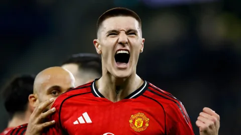 Man United Bidik Osimhen: Langkah Tepat atau Perjudian Baru di Lini Serang?