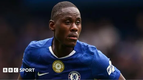 Chalobah Hengkang ke Como, Chelsea Pangkas Skuad di Bawah Alonso