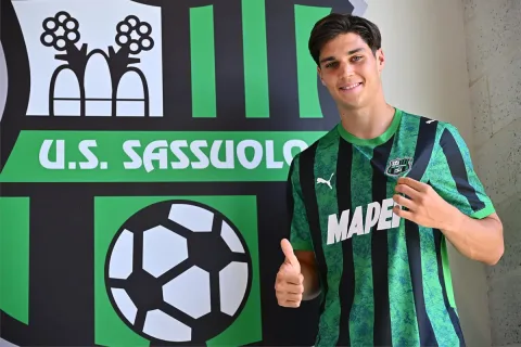 Juventus Lepas Adzic ke Sassuolo dengan Klausul Buy-Back Murah