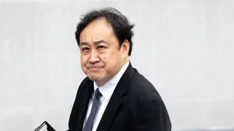 Pengacara dan Politikus Oposisi Singapura Lim Tean Buron: Surat Penangkapan Diterbitkan