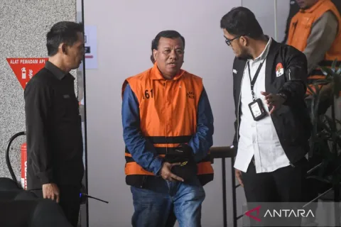 KPK Ungkap Bupati Kuansing Nonaktif Potong TPP ASN Hingga 50 Persen