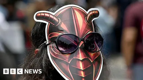 Doxing dan Slut-Shaming: Harga yang Dibayar Perempuan India Setelah Bersiul di Media Sosial