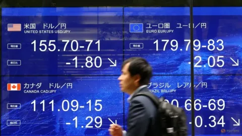 Intervensi Yen Mulai Kehilangan Pamor, Dolar Tertekan di Tengah Optimisme Timur Tengah
