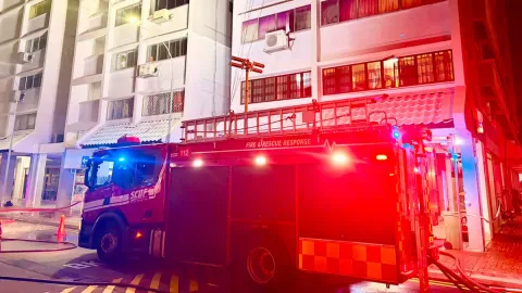Kebakaran Flat Singapura Renggut Nyawa Lansia 88 Tahun: Kronologi dan Pelajaran untuk Indonesia