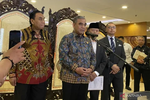 MPR Berburu Bentuk Hukum PPHN: Amandemen, TAP, atau UU?