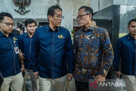 Relaksasi Pajak Konsolidasi BUMN: Dony Oskaria dan Menkeu Purbaya Sepakati Langkah Percepatan Transformasi