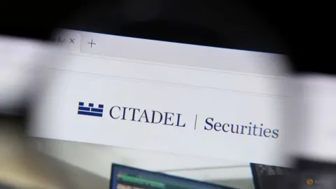 Gelombang Serangan Siber Menyasar Dana Lindung Nilai Raksasa Wall Street: Apa Artinya bagi Pasar Global?