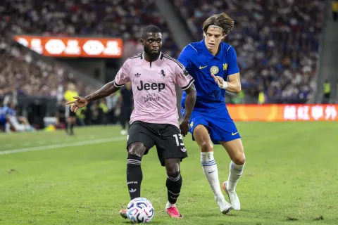 Marco Palestra Resmi Gabung Chelsea: Bek Muda Italia Siap Guncang Premier League