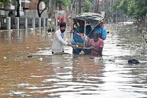 Muson Asia Selatan Tewaskan Lebih dari 100 Orang: Assam dan Kerala Terparah