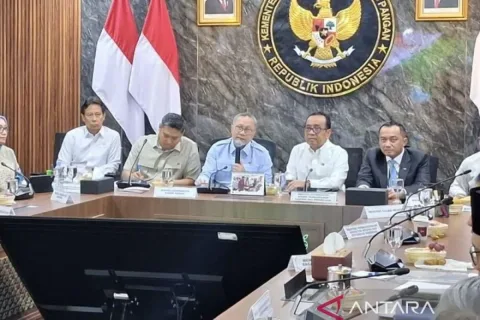Isu Pergantian Kapolri Mereda: Mensesneg Tegaskan Tak Ada Surpres